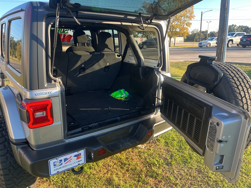 2021 Jeep Wrangler Unlimited Sahara