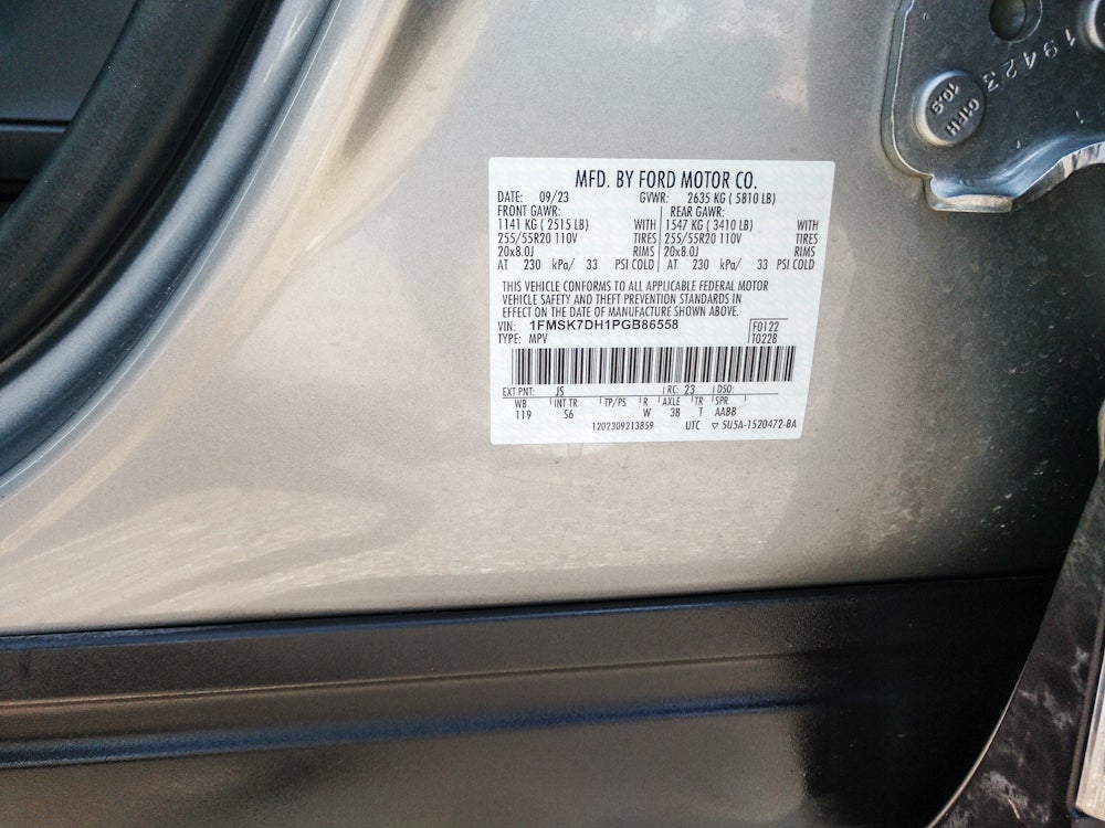 2023 Ford Explorer XLT