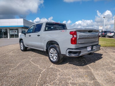 2025 Chevrolet Silverado 1500 Custom