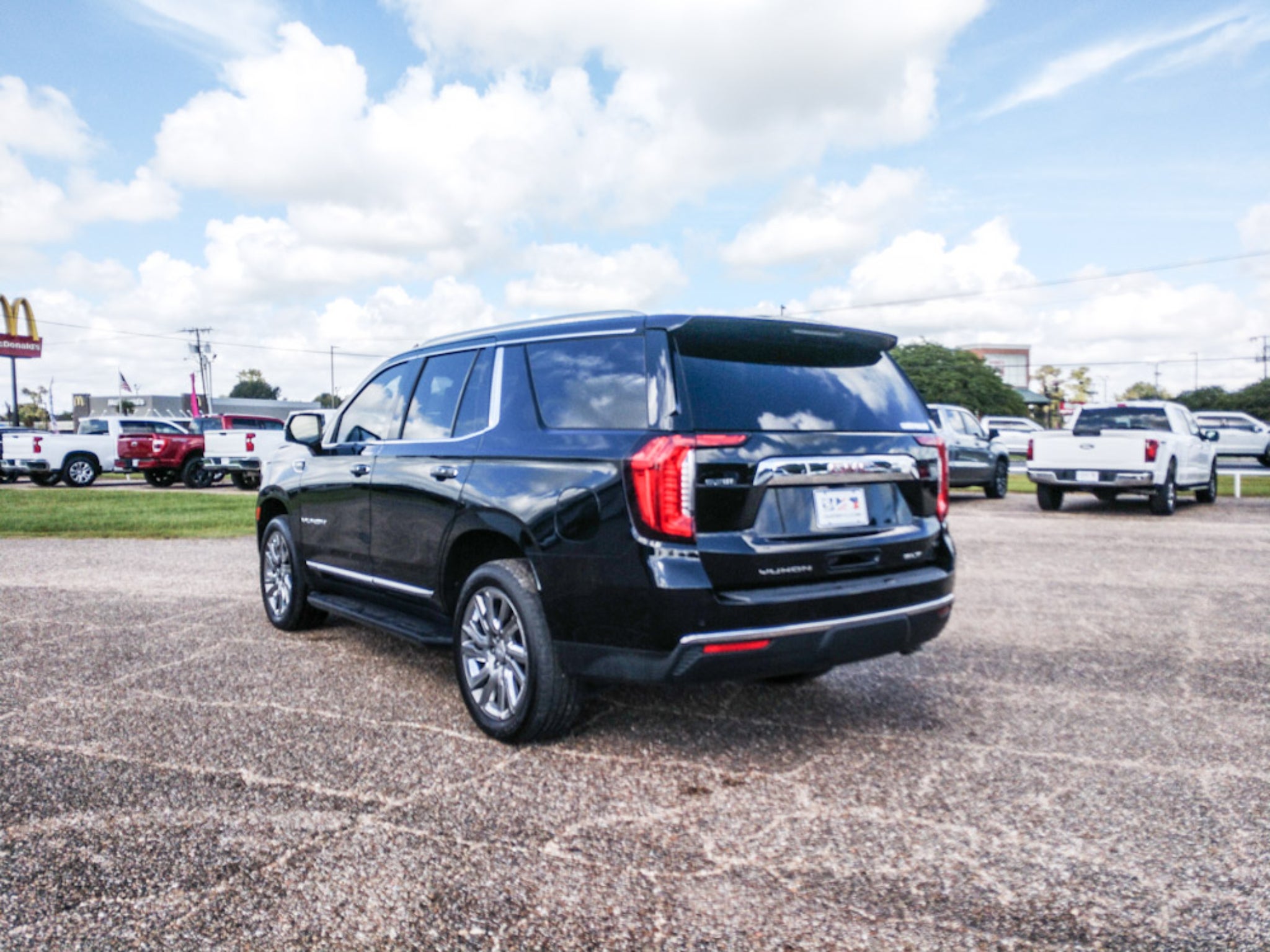 2021 GMC Yukon SLT