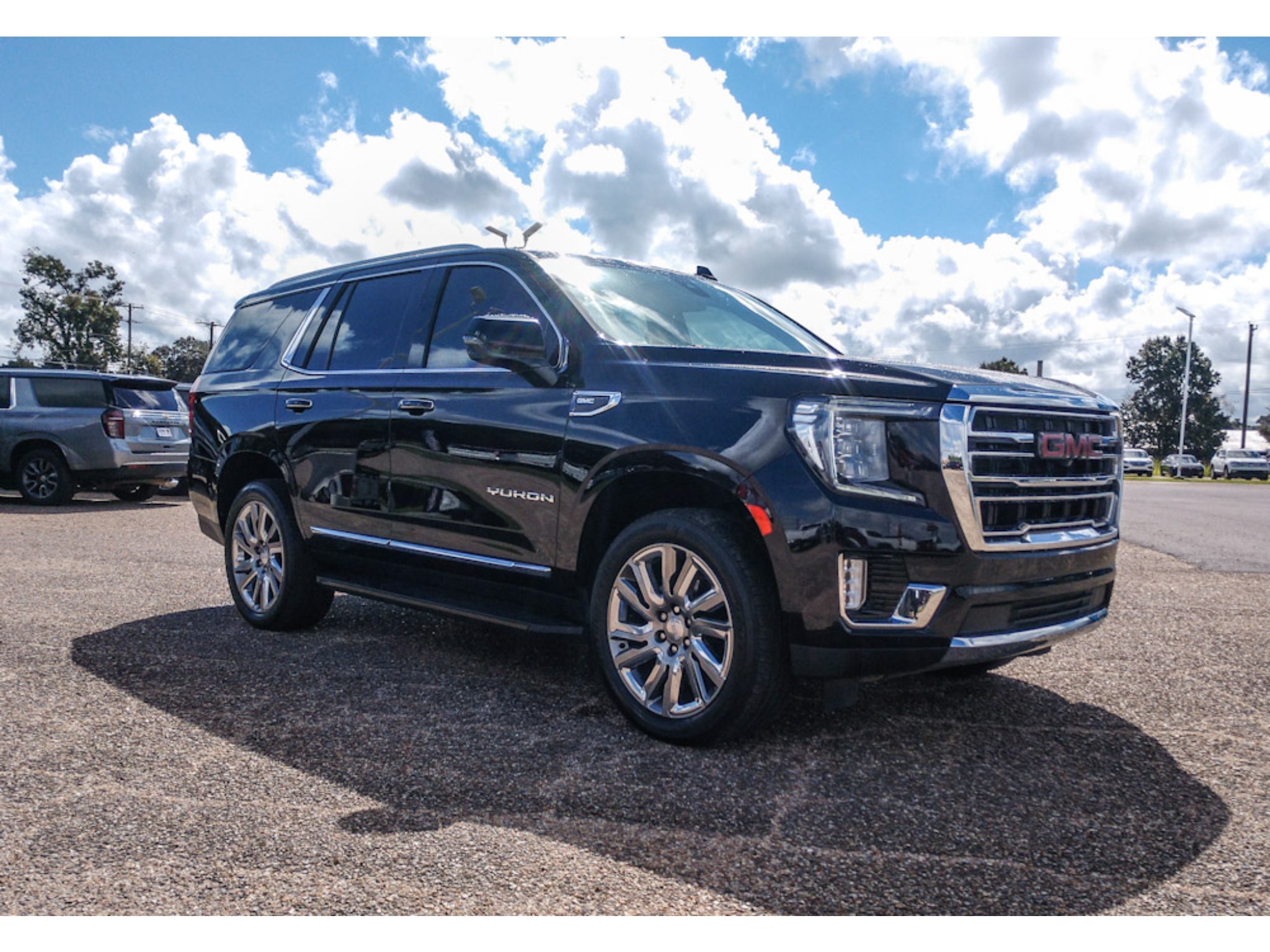 2021 GMC Yukon SLT