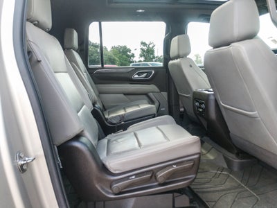 2023 Chevrolet Suburban LT