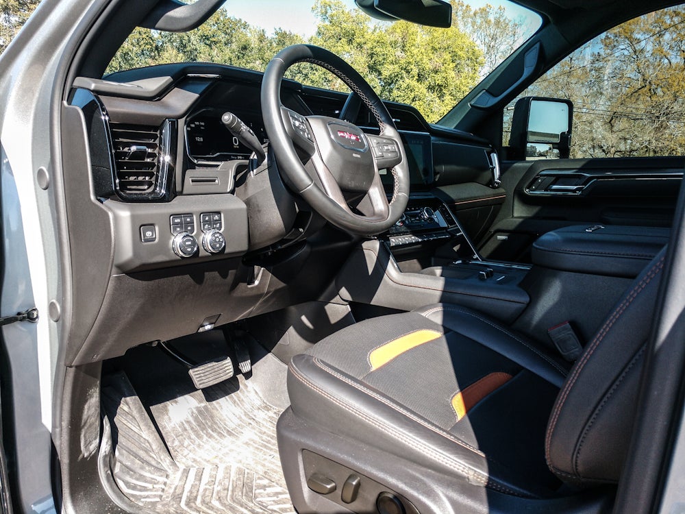 2025 GMC Sierra 2500 HD AT4