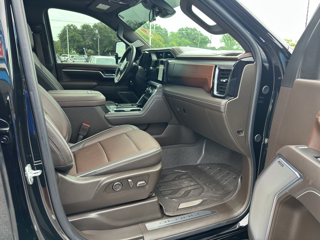 2025 GMC Sierra 2500 HD Denali