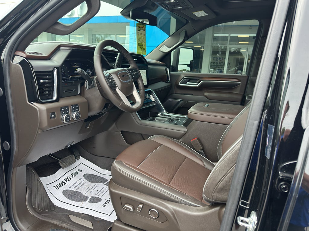 2025 GMC Sierra 2500 HD Denali