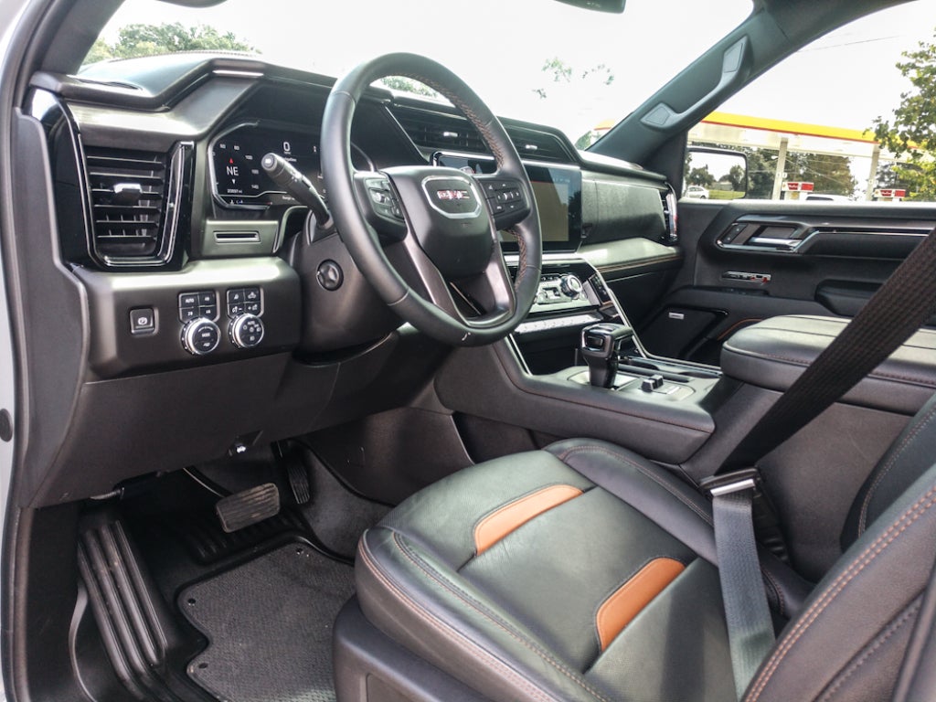 2024 GMC Sierra 1500 AT4