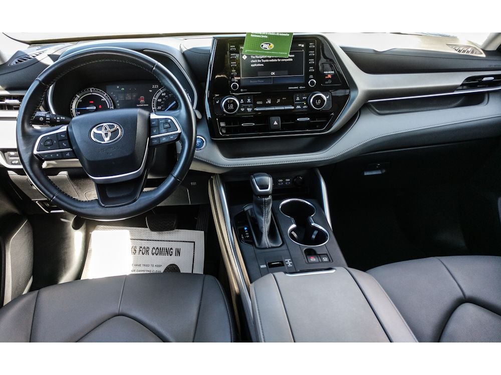 2022 Toyota Highlander Hybrid XLE