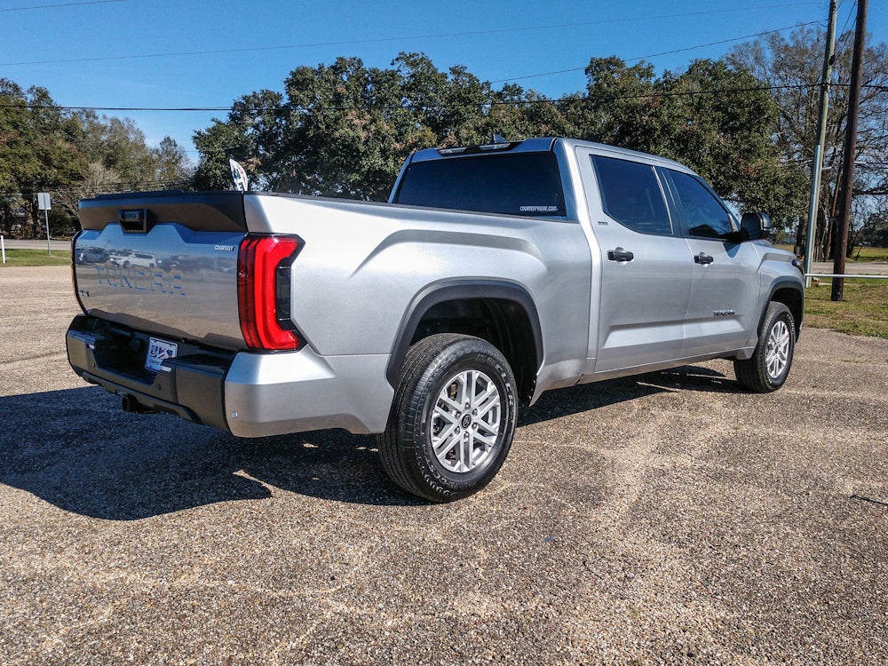 2024 Toyota Tundra 4WD SR5