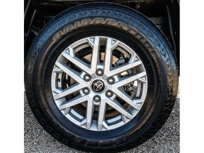 2024 Toyota Tundra 4WD SR5