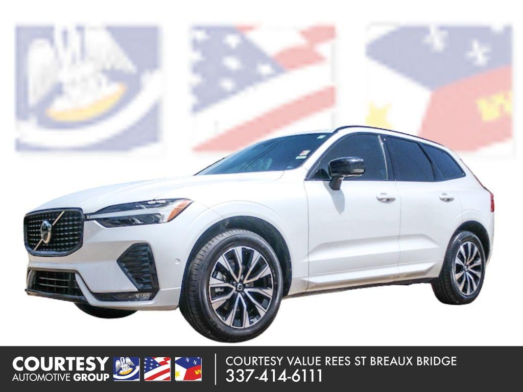 2023 Volvo XC60 Plus Dark Theme